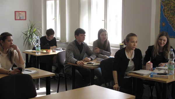 10 prichin postupat v kolledj1